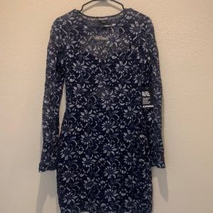 NWT lace Express dress with open back